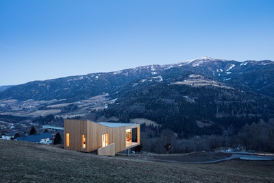 Kuhwiesenhanghaus