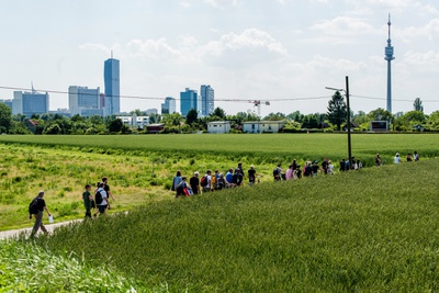 Feld-Tour Donaufeld © ÖGFA / AT19 / Kollektiv Fischka Kramer