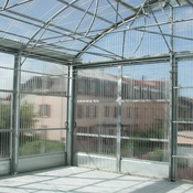 Wohnbau von Anne Lacaton & Jean Philippe Vassal während der Bauzeit, Sommer 2004