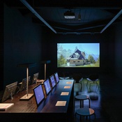 Blick in die Ausstellung "Über Lois Welzenbacher" im aut