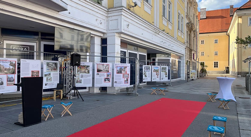 Plakatzaun – © Julia Lindenthal Plakatzaun