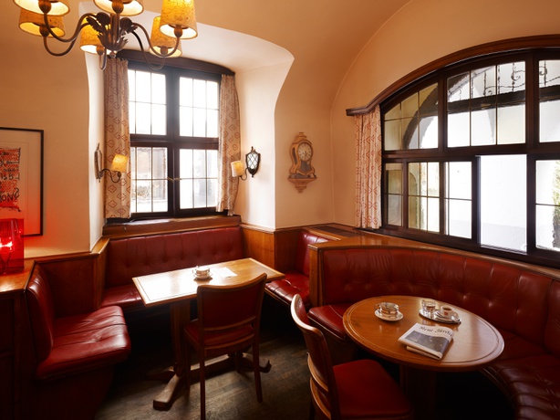 Cafe Feurstein