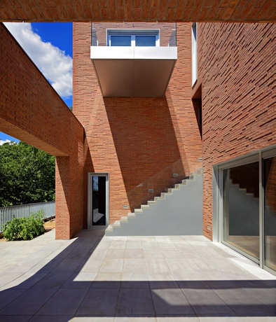Family house, Serdarova street, Zagreb, HR
Architekten: DVA Architekten, Zagreb, HR – © Foto: Robert Leš, Zagreb, HR Family house, Serdarova street, Zagreb, HR
Architekten: DVA Architekten, Zagreb, HR
